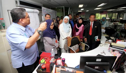 KL14_08042019_LAWATAN_BN201904065802