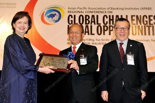 KL14_08052012_APAB