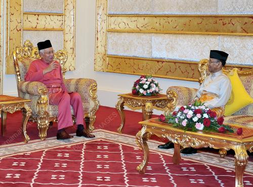 KL14_08082013_AGONG