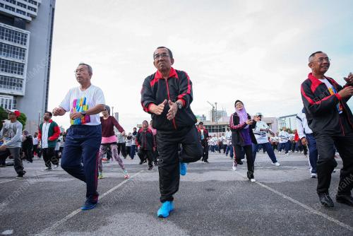 KL14_08102016_HSN_KEMENTAH
