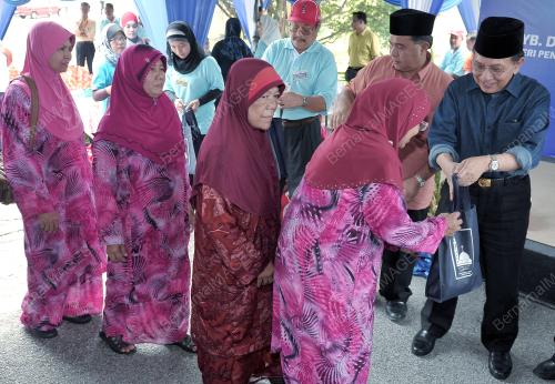 DATUK SERI UTAMA DR RAIS YATIM