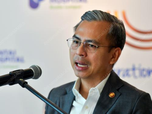FAHMI FADZIL