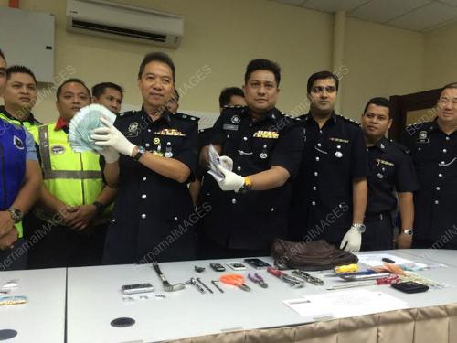 KL14_08122015_POLIS_RAMPAS