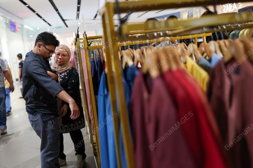TINJAUAN PERSIAPAN HARI RAYA