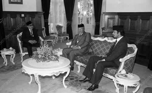 SULTAN AHMAD SHAH AL-MUSTAIN BILLAH