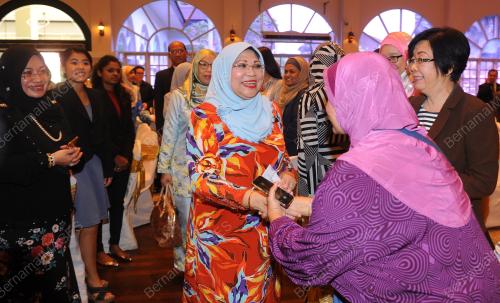 KL14_09082017_BURSA