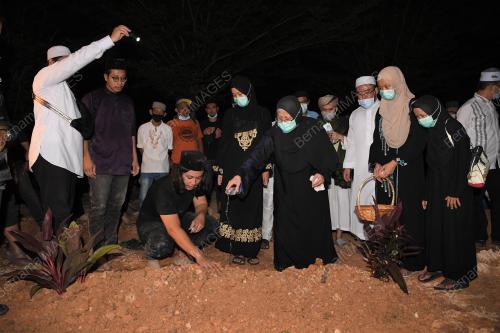 PENGEBUMIAN DATUK ABD JALIL ALI