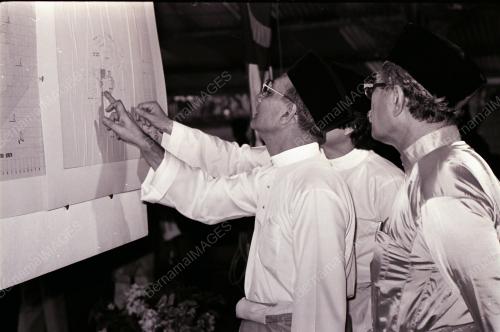 DATUK SERI HUSSEIN ONN