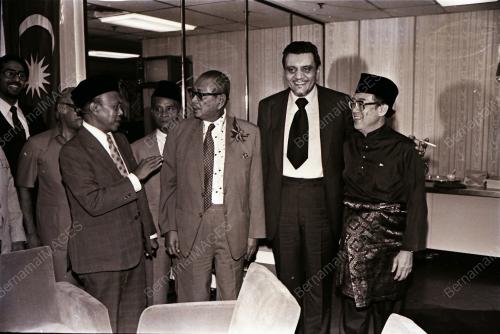 TUNKU ABDUL RAHMAN