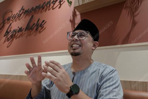 ABU HURAIRAH ROSLAN