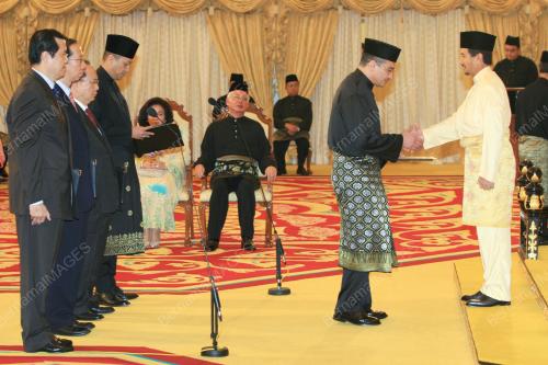 TUANKU MIZAN ZAINAL ABIDIN