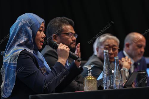 FARZLINA AHMAD MURAD