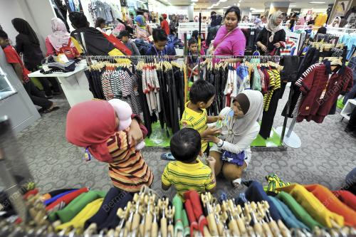 KL14_10062017_PERSIAPAN_RAYA