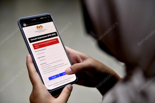 SEMAKAN KEPUTUSAN SPM DALAM TALIAN
