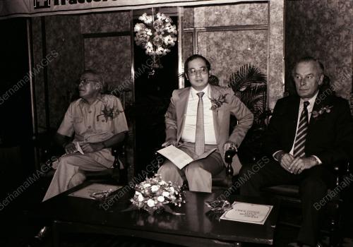 DATUK MOHD NAJIB ABDUL RAZAK