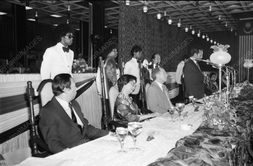 MAKAN MALAM