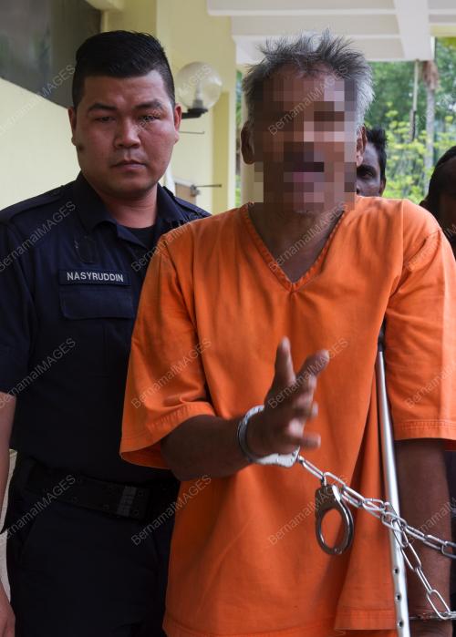 KL14_11022015_POLIS_SELIPAR