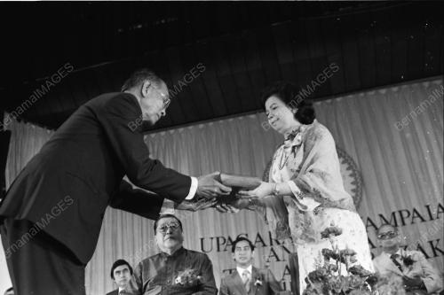 ANUGERAH_TUN_RAZAK