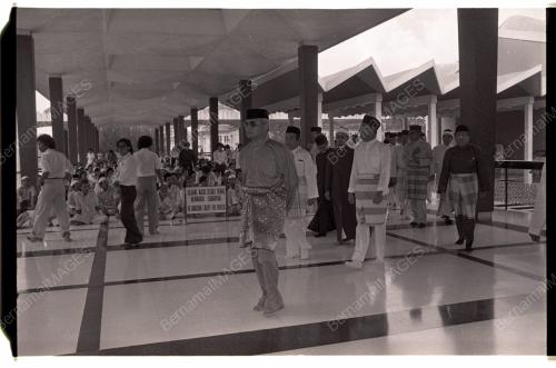 AGONG SEMBAHYANG JUMAAT DI MASJID NEGARA