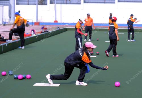 KL14_11072017_LAWN_BALL