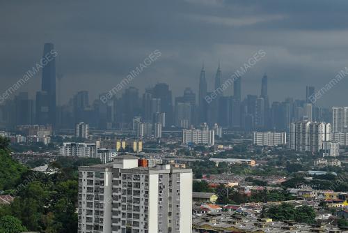 TINJAUAN CUACA HUJAN