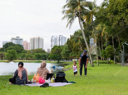 AKTIVITI HUJUNG MINGGU WARGA KOTA