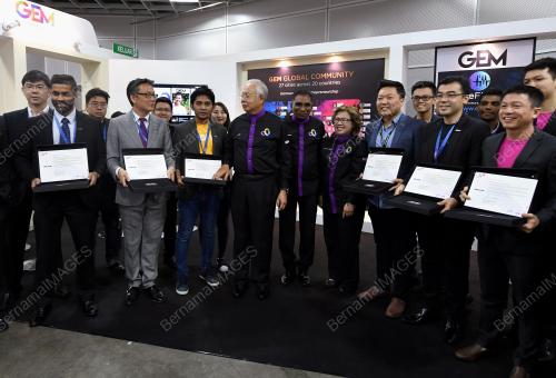 KL14_12122017_NAJIB_BN201712023142