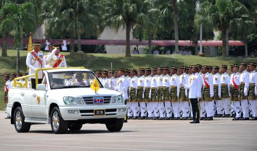 KL14_13022009_AGONG_BN201705052556
