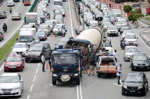 KL14_13052015_KEMALANGAN