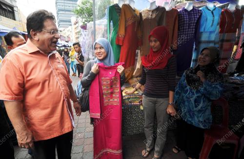 KL14_13072013_TINJAU_BAZAR