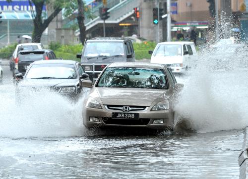 KL14_13102012_BANJIR