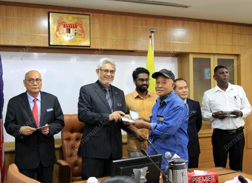 KHALID ABDUL SAMAD