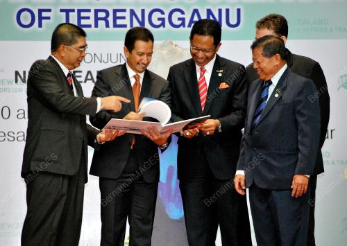 KL14_14022012_TUANKU_MIZAN