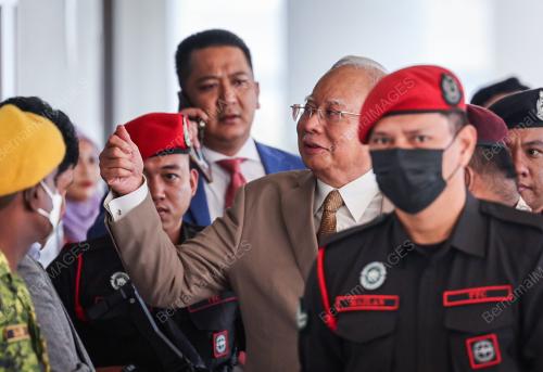 DATUK SERI NAJIB TUN RAZAK