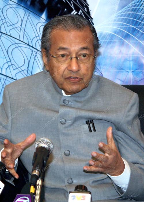 TUN MAHATHIR MOHAMAD