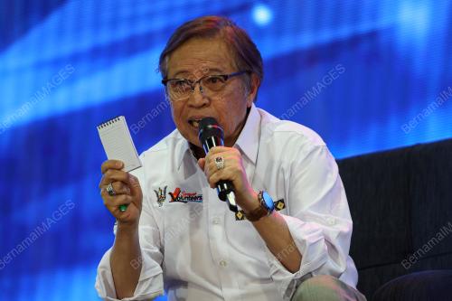 TAN SRI ABANG JOHARI TUN OPENG