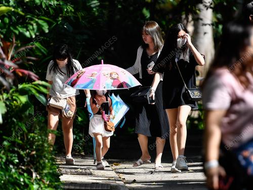 TINJAUAN CUACA PANAS ZOO NEGARA