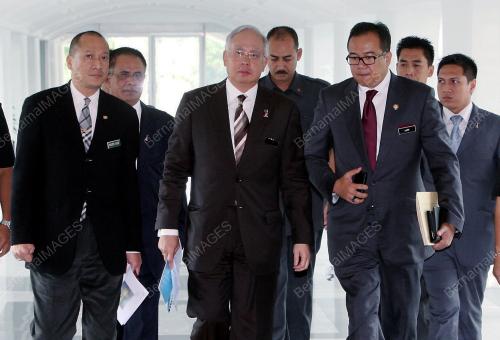 MOHD NAJIB TUN ABDUL RAZAK