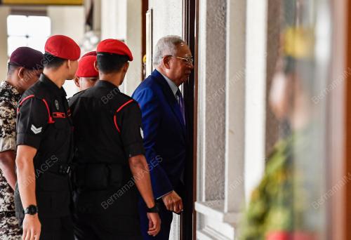 DATUK SERI NAJIB TUN RAZAK