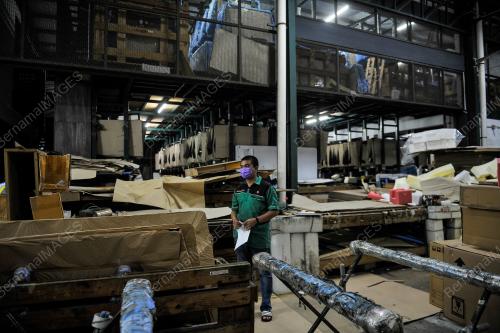 PEMANTAUAN_INDUSTRI