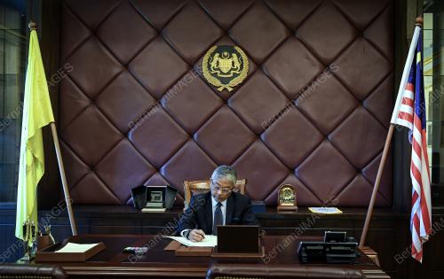 KL14_17072019_WARKAH
