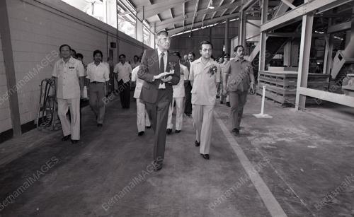 DR. MAHATHIR MOHAMAD