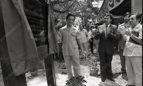 DR. MAHATHIR MOHAMAD