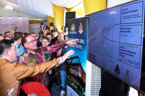 DATUK SERI ANWAR IBRAHIM