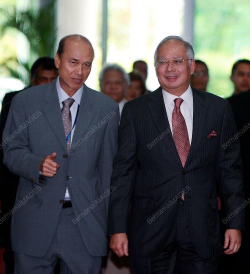 NAJIB TUN RAZAK