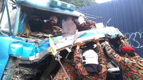 KL14_17092016_KEMALANGAN