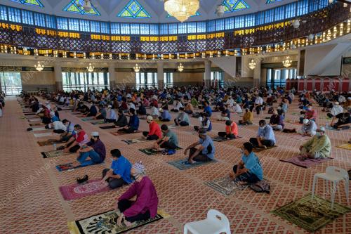 TINJAUAN SOLAT JUMAAT DIBENARKAN DENGAN KAPASITI 500 ORANG