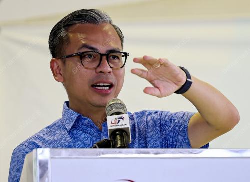 FAHMI FADZIL