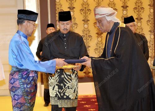 KL14_18022014_AGONG_WATIKAH