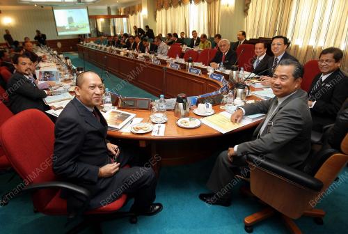 MUHYIDDIN MOHD YASSIN